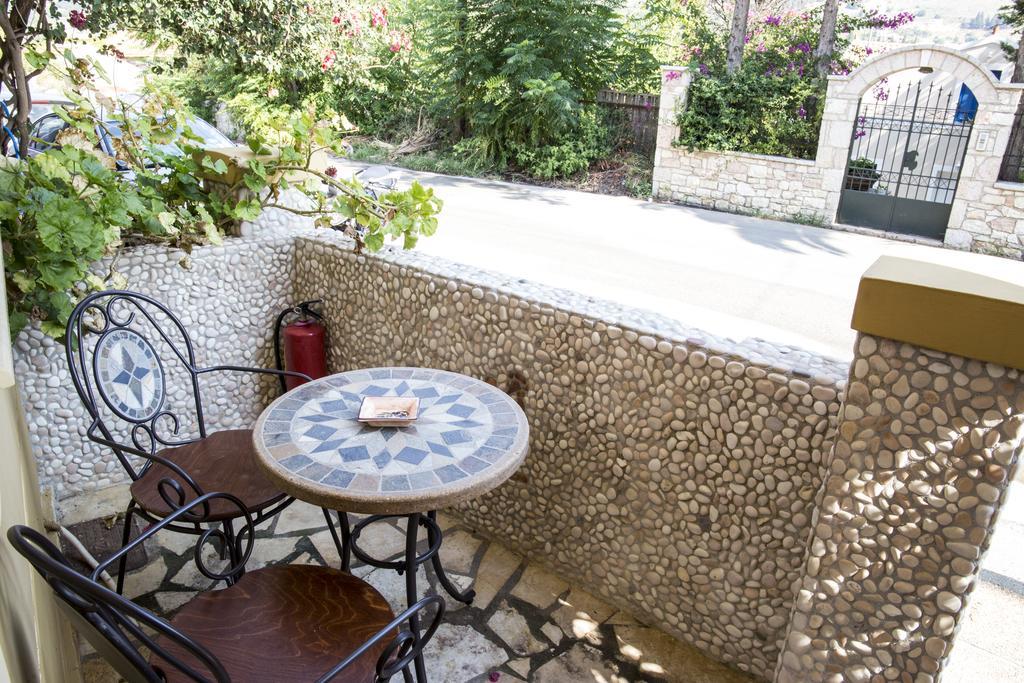 Greka Ionian Suites Αγία Ευφημία Εξωτερικό φωτογραφία