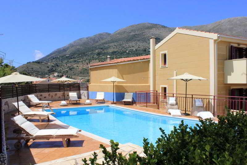 Greka Ionian Suites Αγία Ευφημία Εξωτερικό φωτογραφία