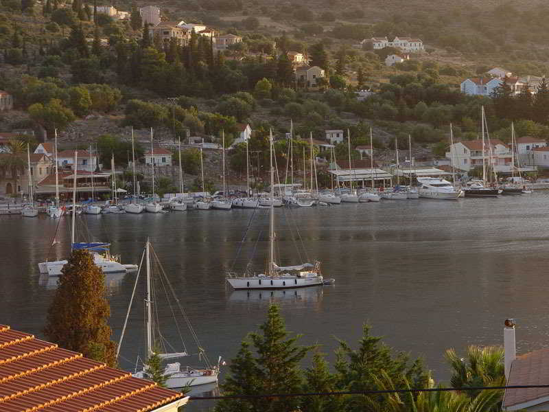 Greka Ionian Suites Αγία Ευφημία Εξωτερικό φωτογραφία