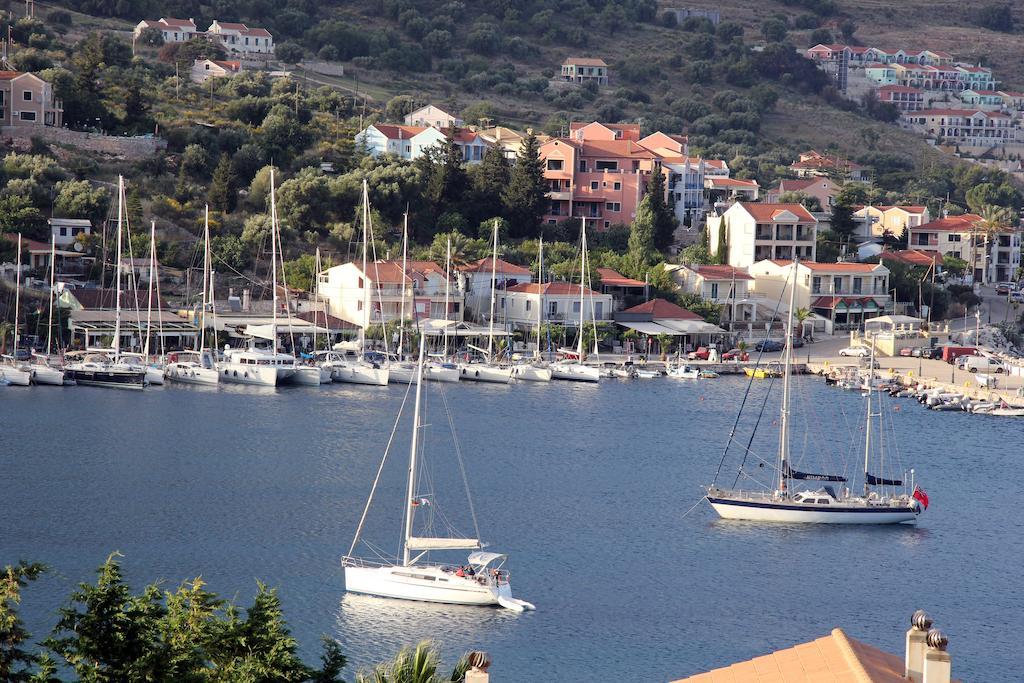 Greka Ionian Suites Αγία Ευφημία Εξωτερικό φωτογραφία
