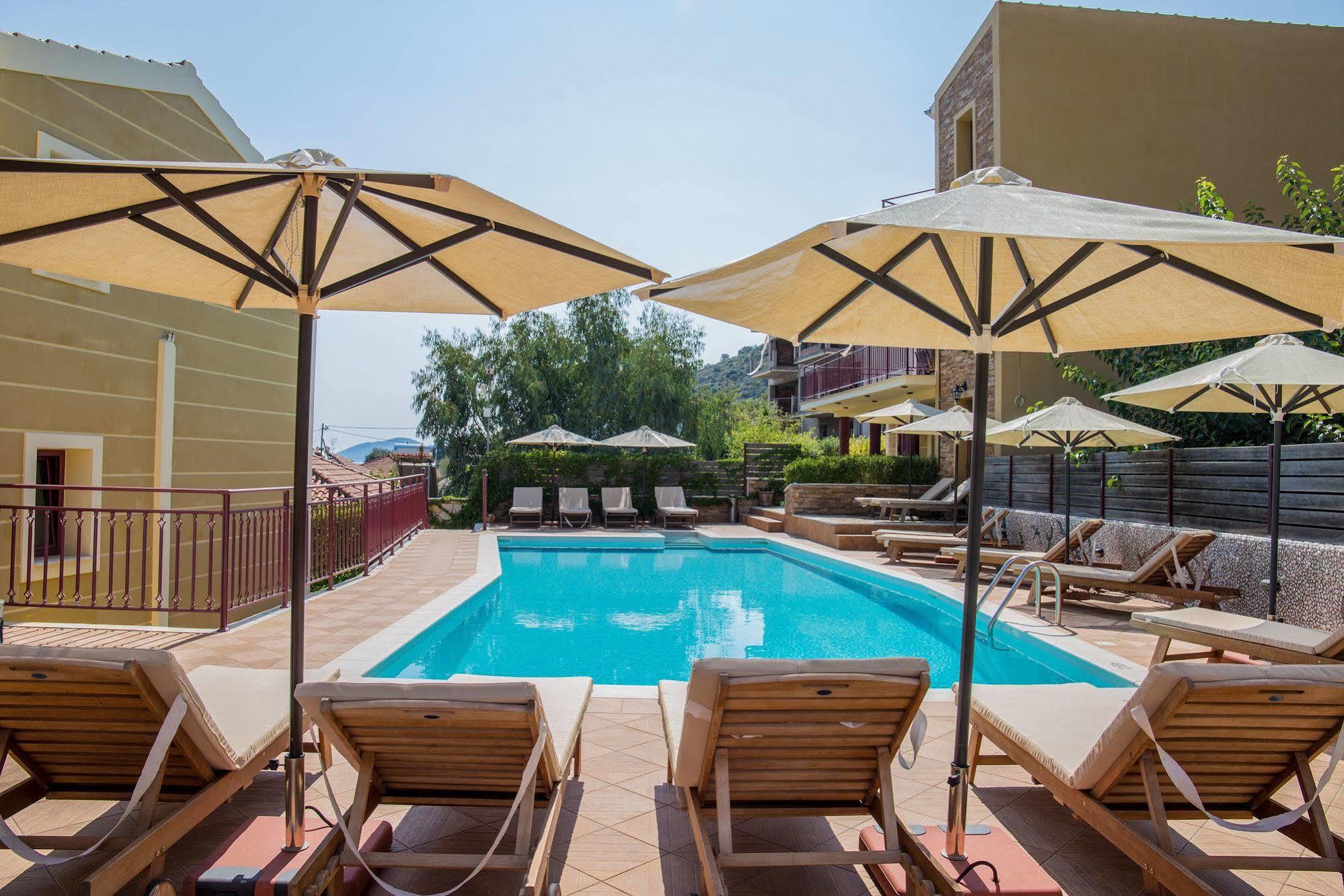 Greka Ionian Suites Αγία Ευφημία Εξωτερικό φωτογραφία