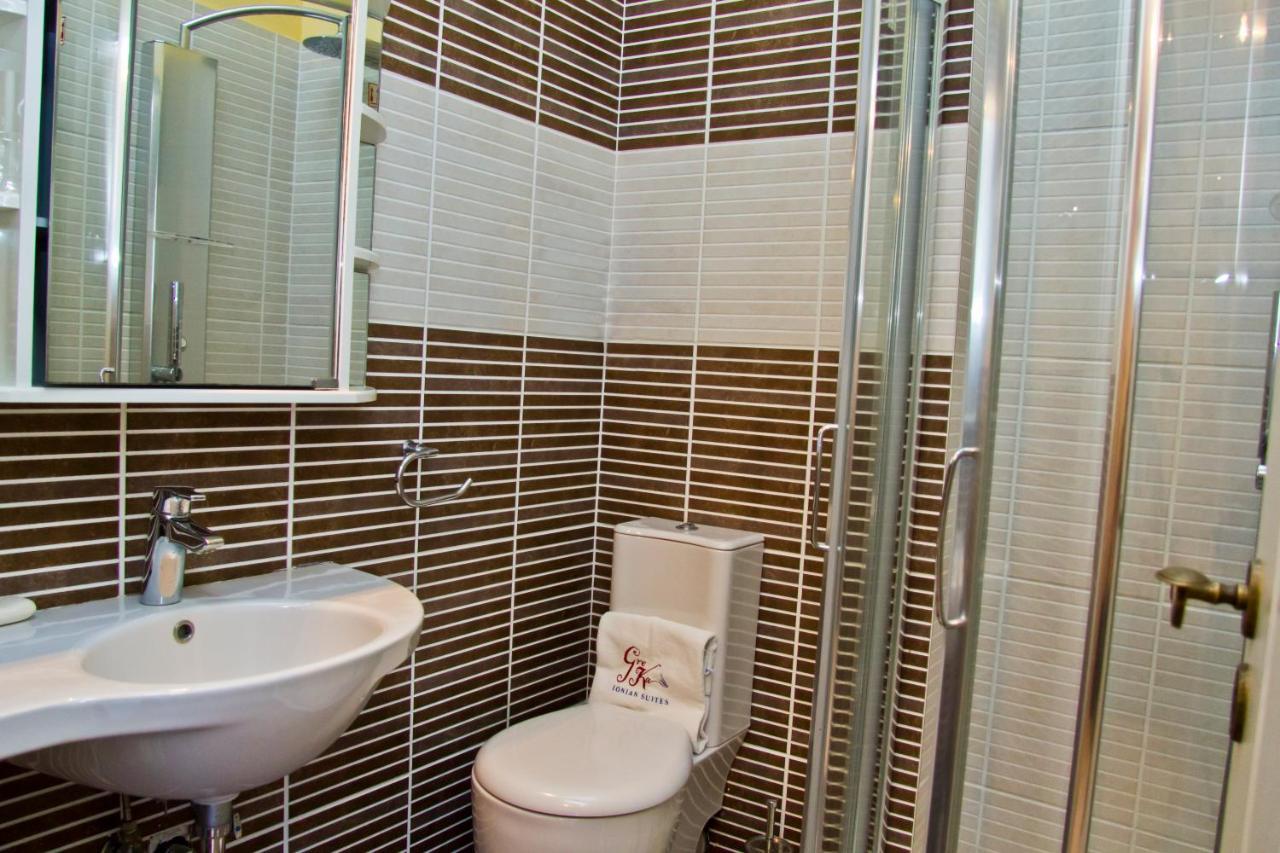 Greka Ionian Suites Αγία Ευφημία Εξωτερικό φωτογραφία